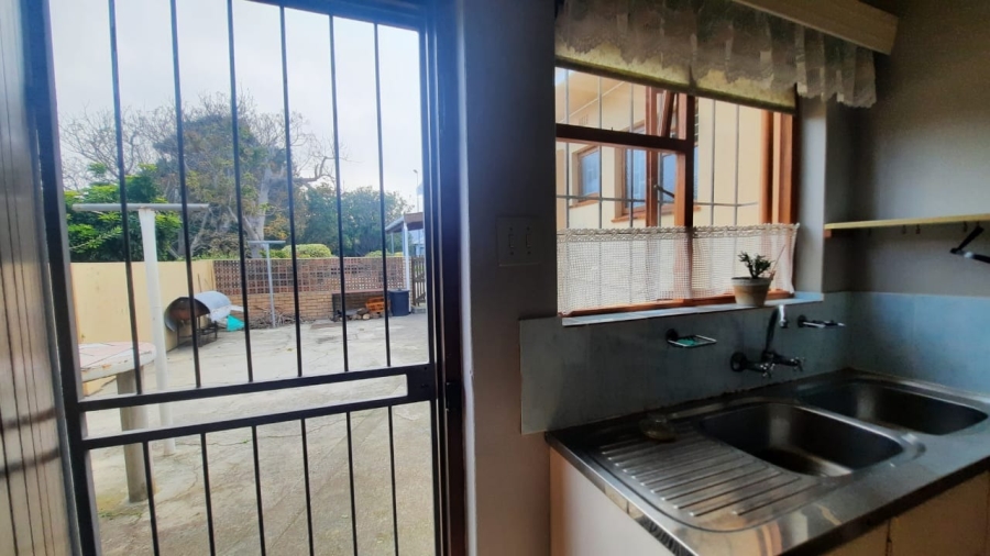 To Let 1 Bedroom Property for Rent in Kleinmond Western Cape